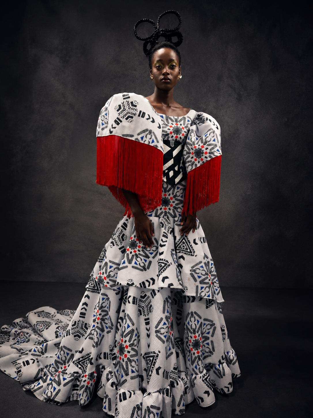 Avumile : The Bride Dress
