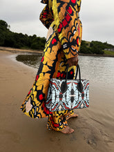 Load image into Gallery viewer, INDALO KaSomandla TOTE
