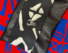 Load image into Gallery viewer, Faux Ostritch Leather Clutch bag
