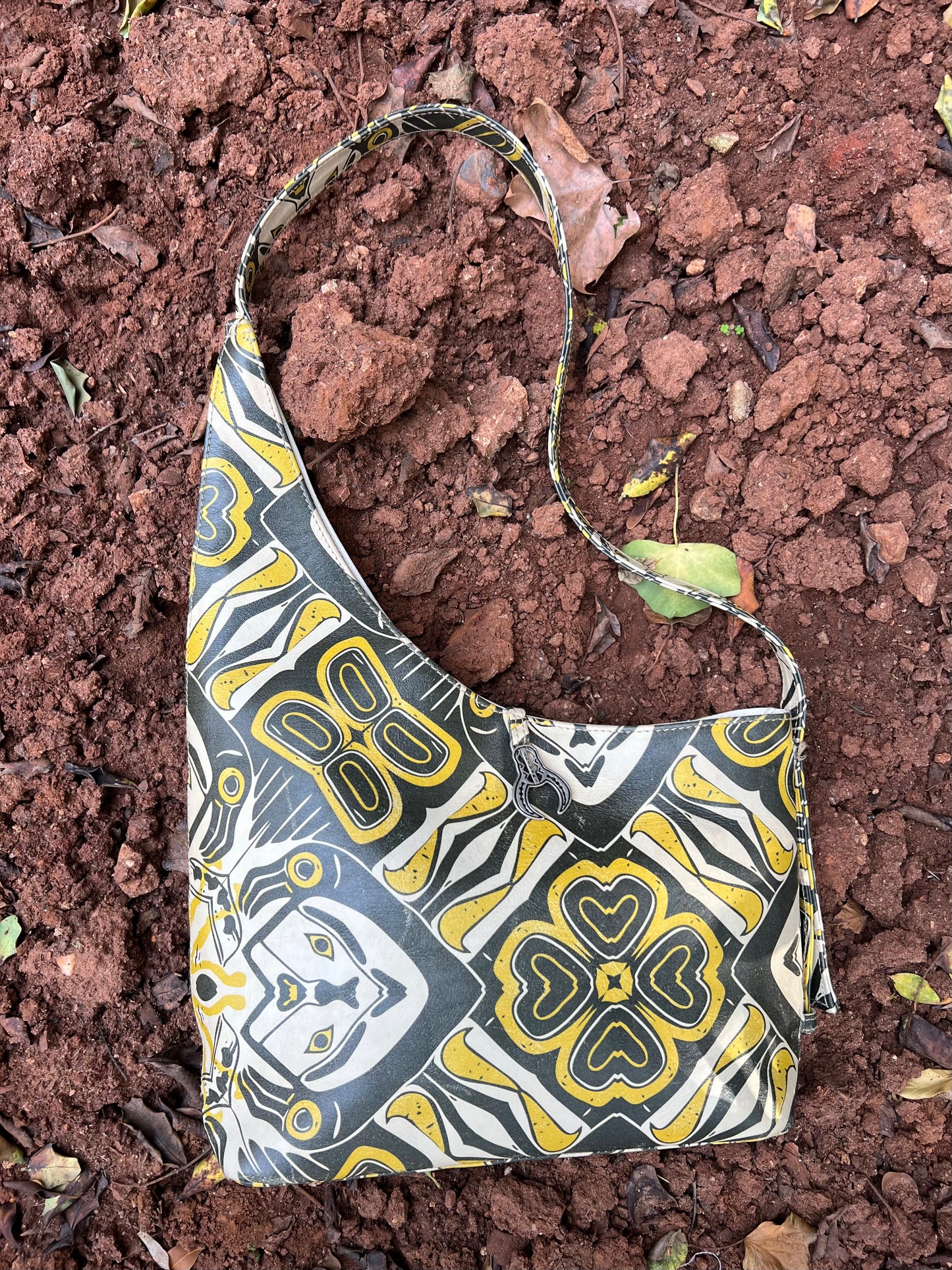 Umxwayo the printed leather bag
